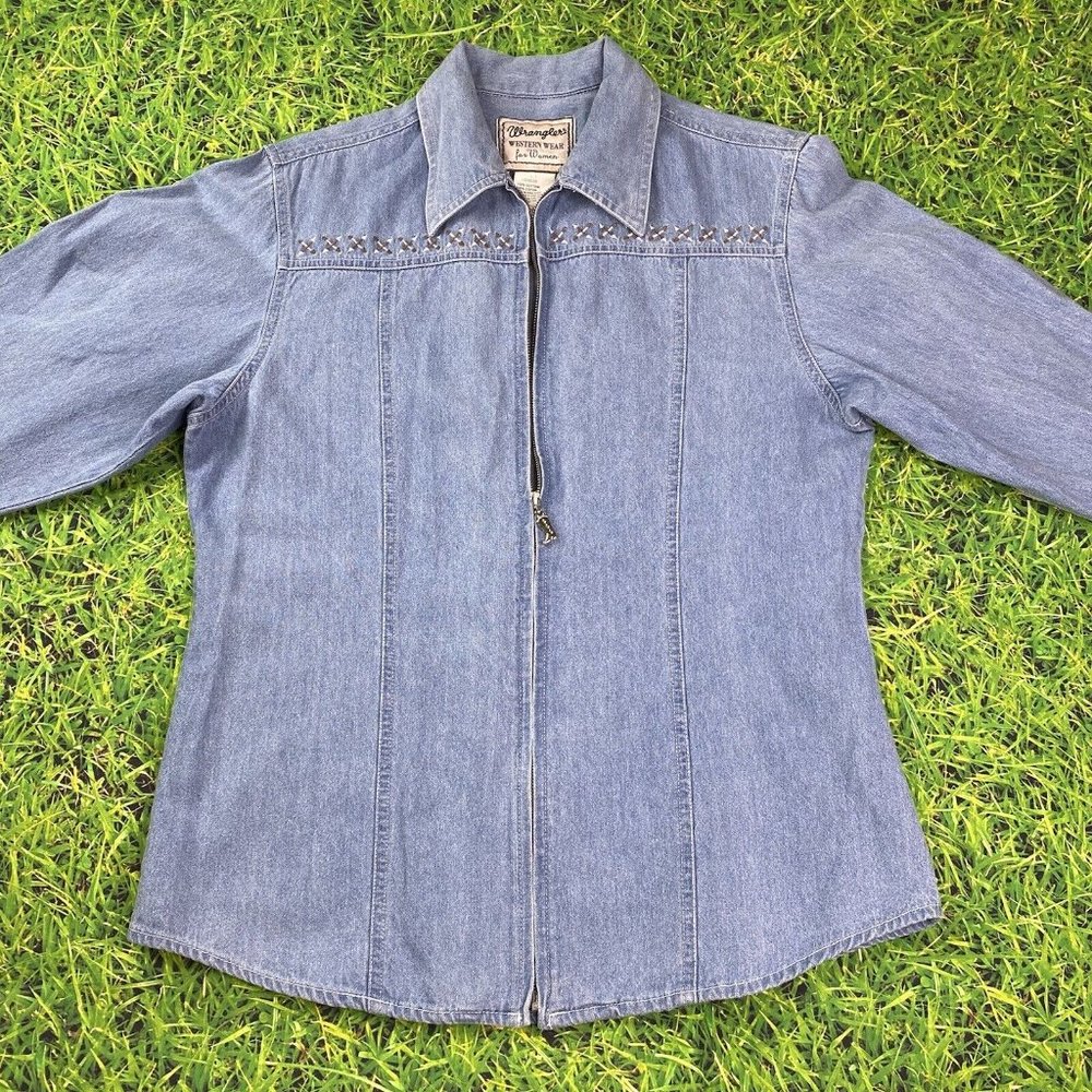 Wrangler Blue Denim Women's Top - Picture 9 of 10